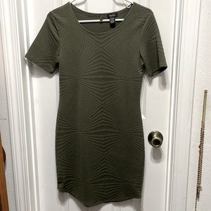 Dark green polyester/spandex dress. Rue21 size S